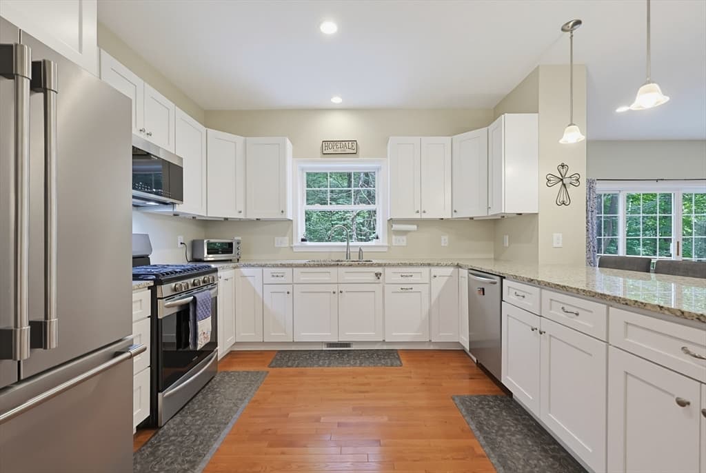 Single Family Residence at 90 Greene St, Hopedale MA 01747, Hopedale, photo 8 of 38