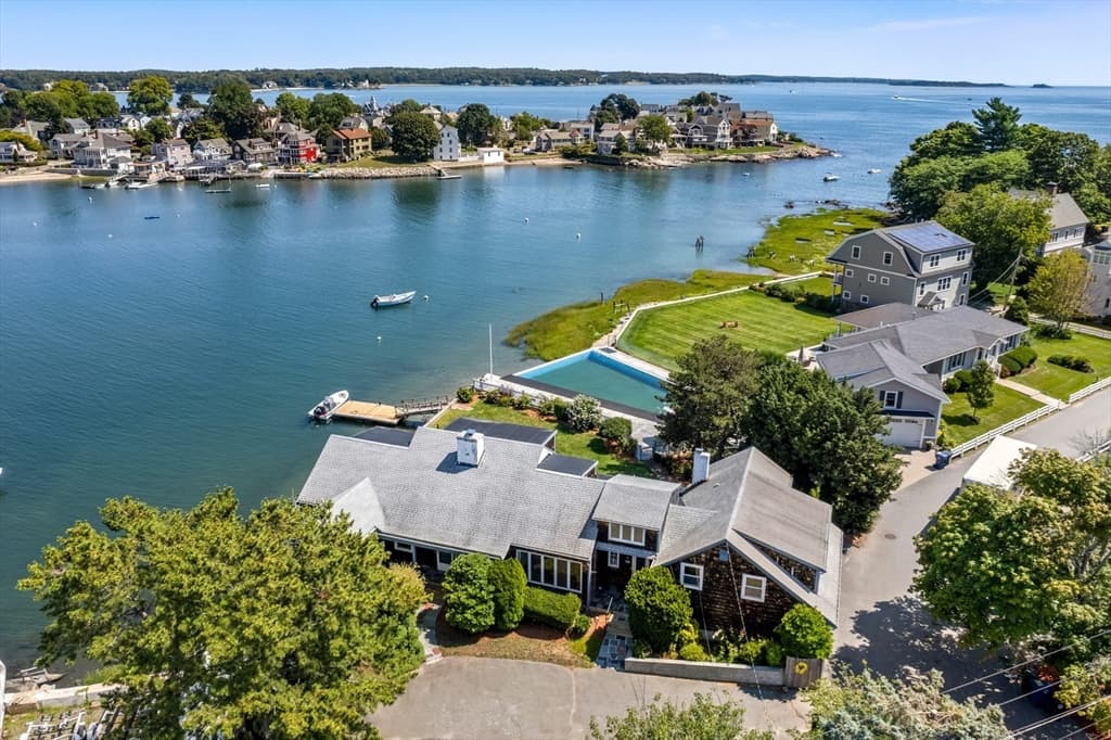 5 Winter Island Rd, Salem MA 01970