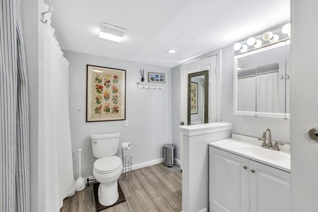 Single Family Residence at 15 Beechwood Ave, Lakeville MA 02347, Lakeville, photo 22 of 38