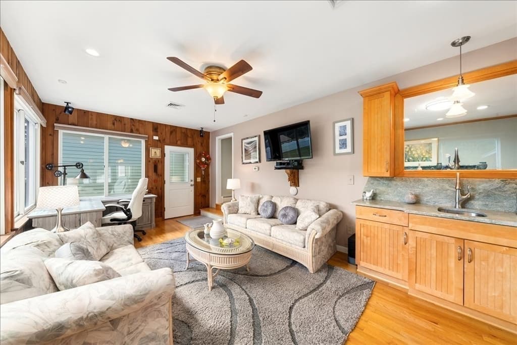 Single Family Residence at 131 Pine Grove Ave, Bellingham MA 02019, Bellingham, photo 12 of 42