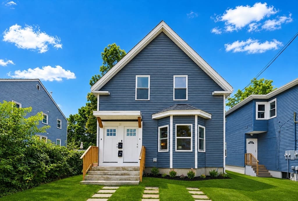 31 Saint Casimir Ave, Brockton MA 02302
