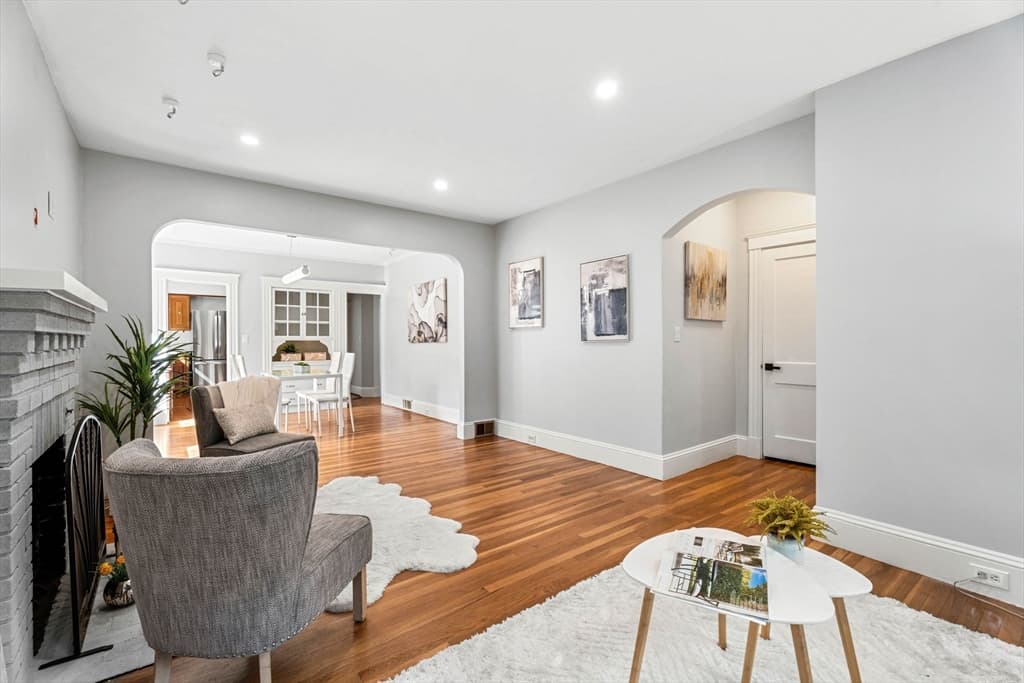 Single Family Residence at 21 Evelyn Pl, Quincy MA 02171, Quincy, photo 14 of 30