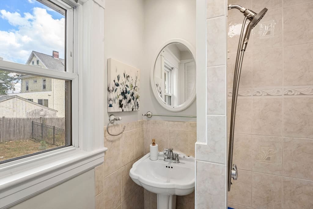 Single Family Residence at 21 Evelyn Pl, Quincy MA 02171, Quincy, photo 21 of 30