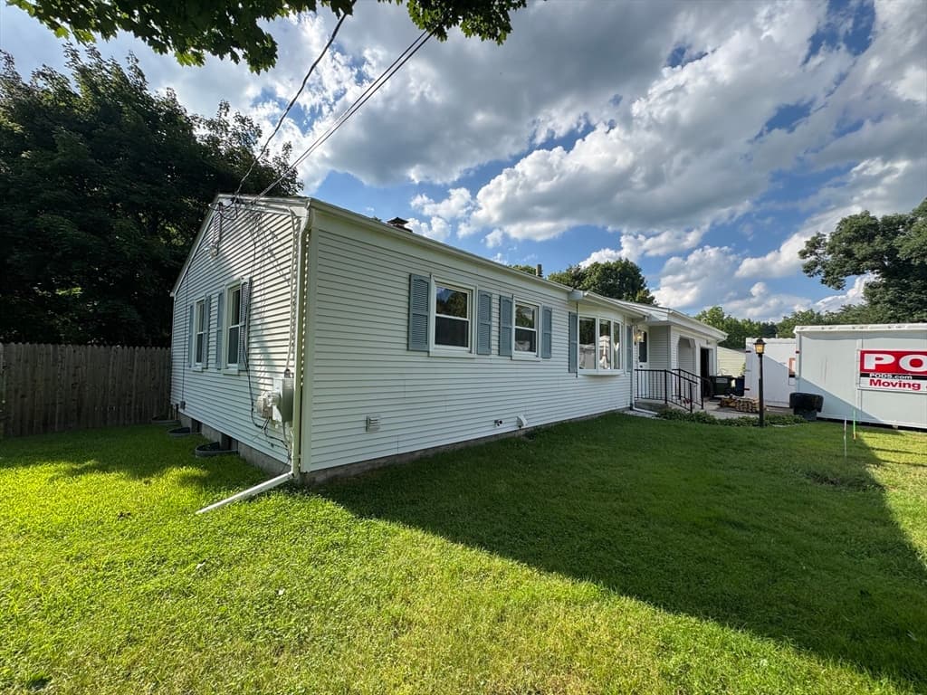 Single Family Residence at 18 Cedar Oak Lane, Hampden MA 01036, Hampden, photo 4 of 23