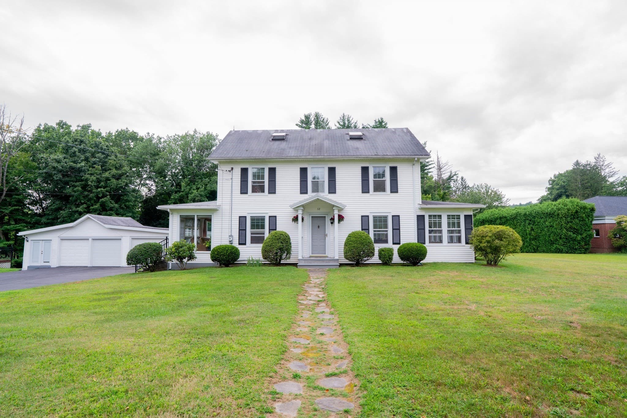 32 East Street, Southampton MA 01073