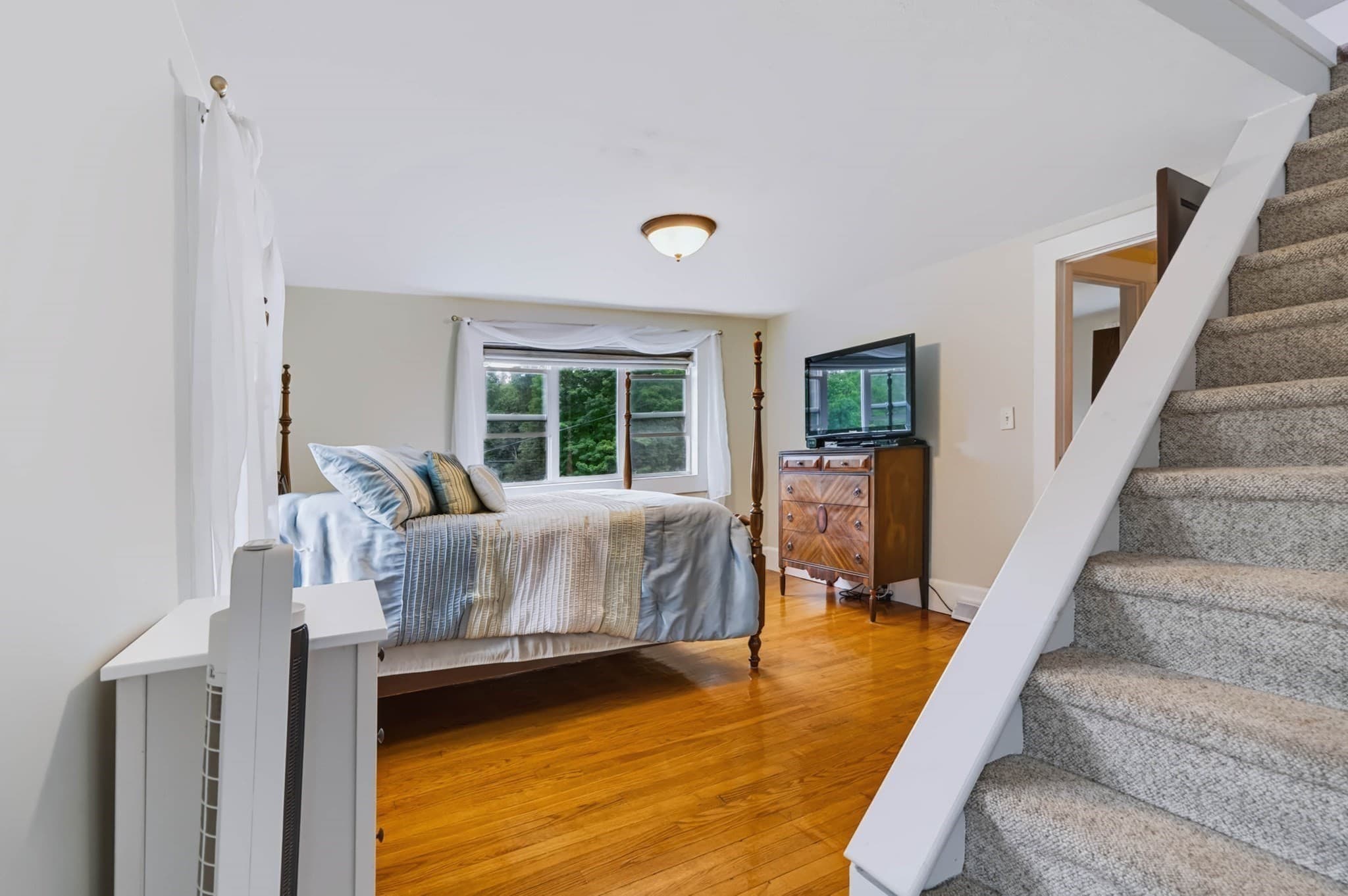 Single Family Residence at 32 East Street, Southampton MA 01073, Southampton, photo 24 of 42