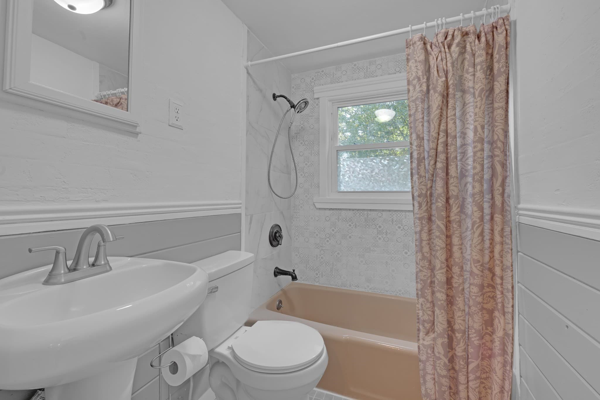 Single Family Residence at 187 Campbell Dr, Lowell MA 01851, photo 12 of 21