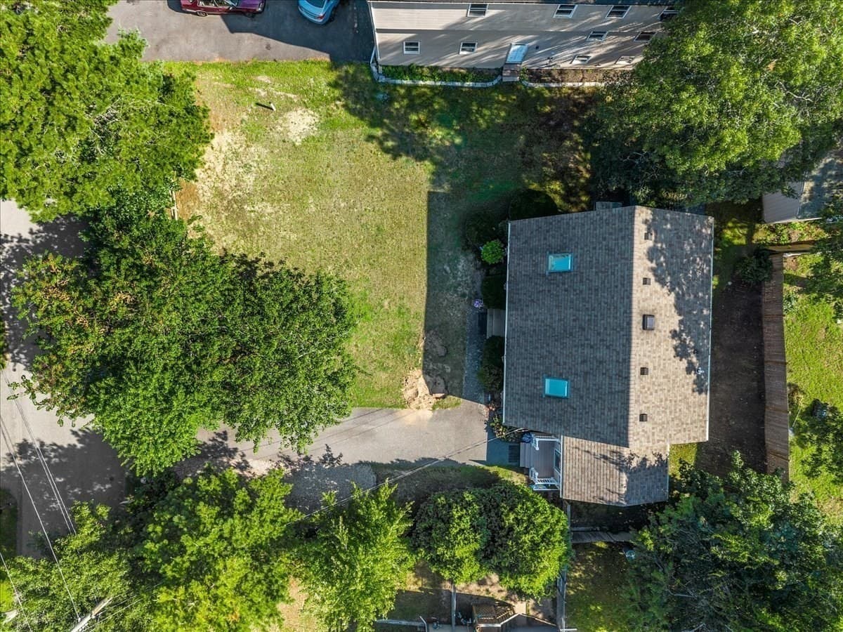 Single Family Residence at 108 Wareham Lake Shore Dr, Wareham MA 02538, Wareham, photo 36 of 42