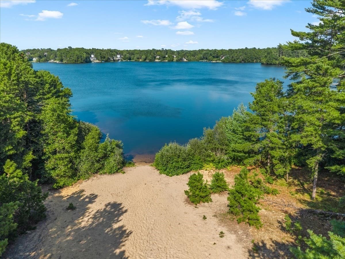 Single Family Residence at 108 Wareham Lake Shore Dr, Wareham MA 02538, Wareham, photo 38 of 42