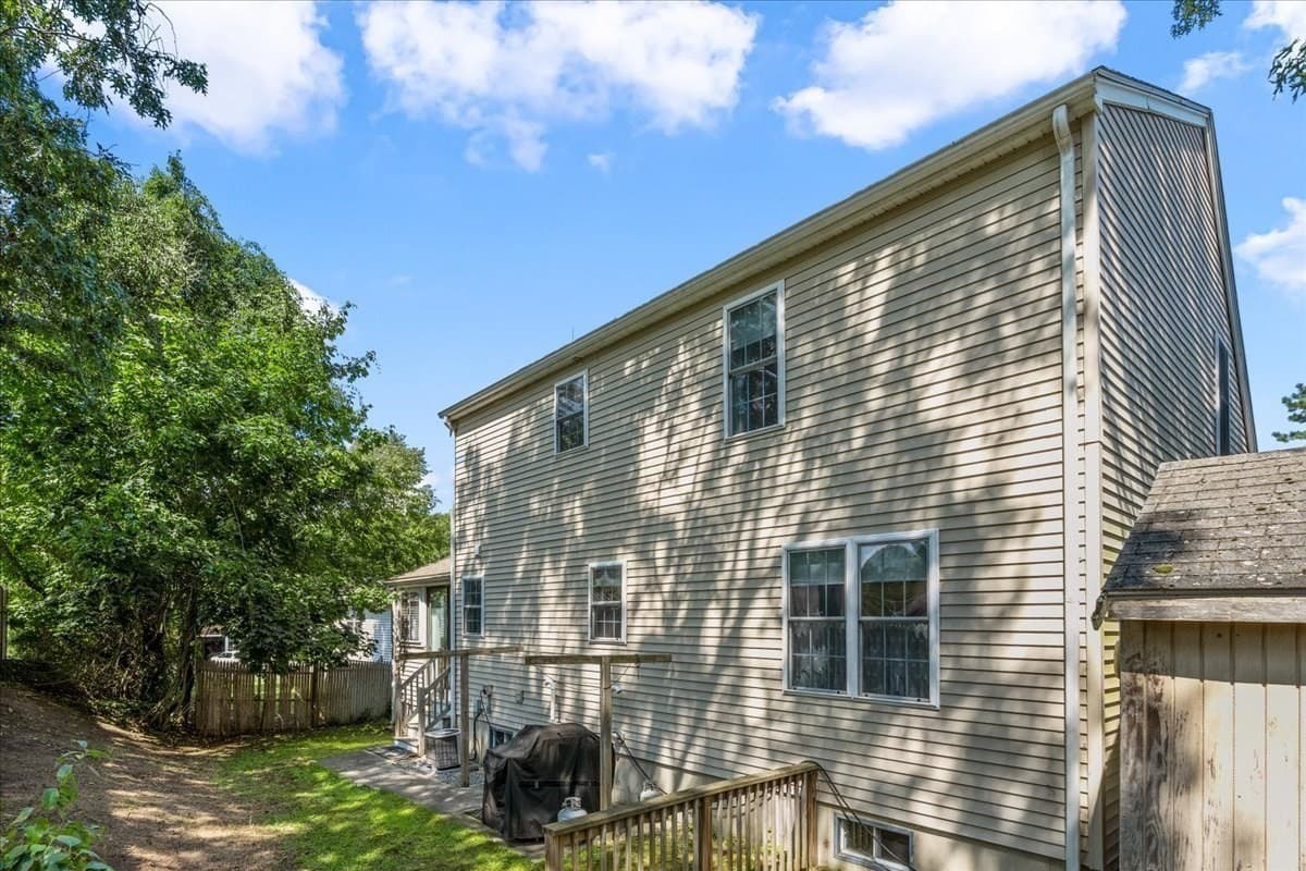 Single Family Residence at 108 Wareham Lake Shore Dr, Wareham MA 02538, Wareham, photo 35 of 42
