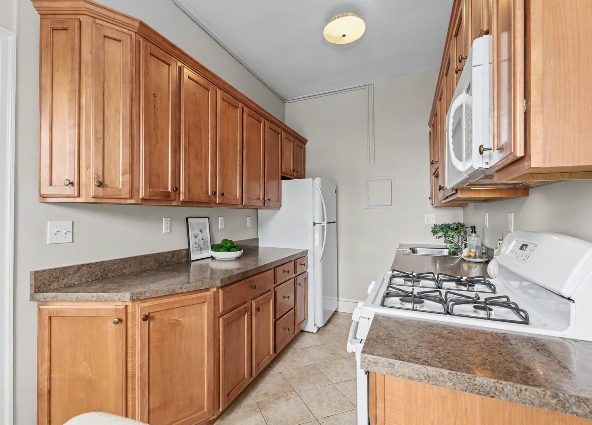 Condominium at 354 North Main Street # 308, Andover MA 01810, Andover, photo 17 of 33
