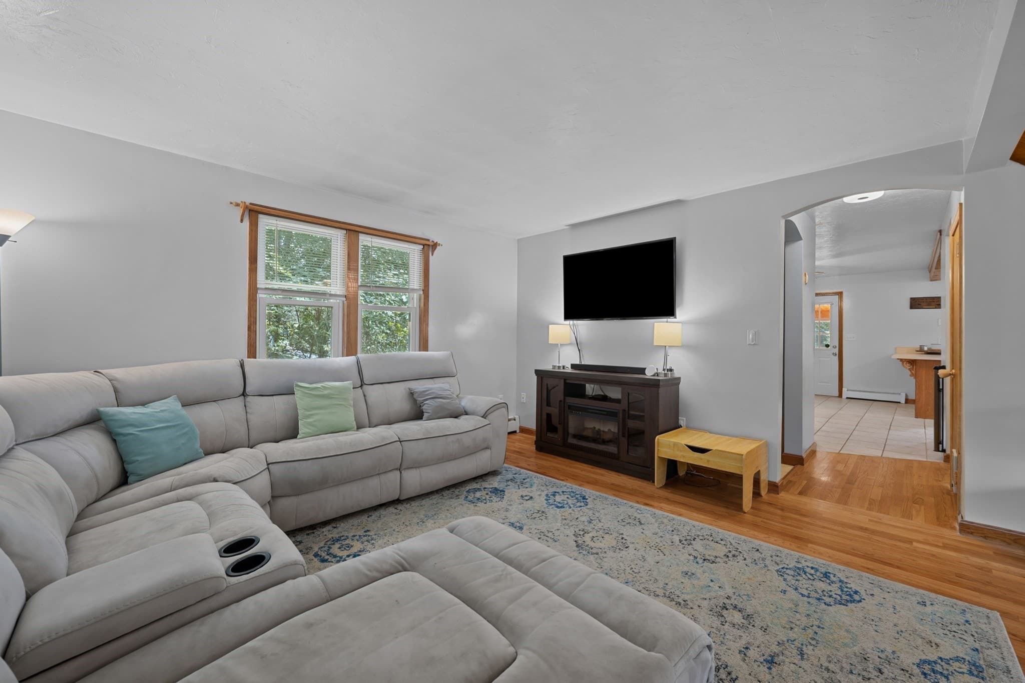 Single Family Residence at 1 Shady Ln, Leicester MA 01524, Leicester, photo 7 of 29