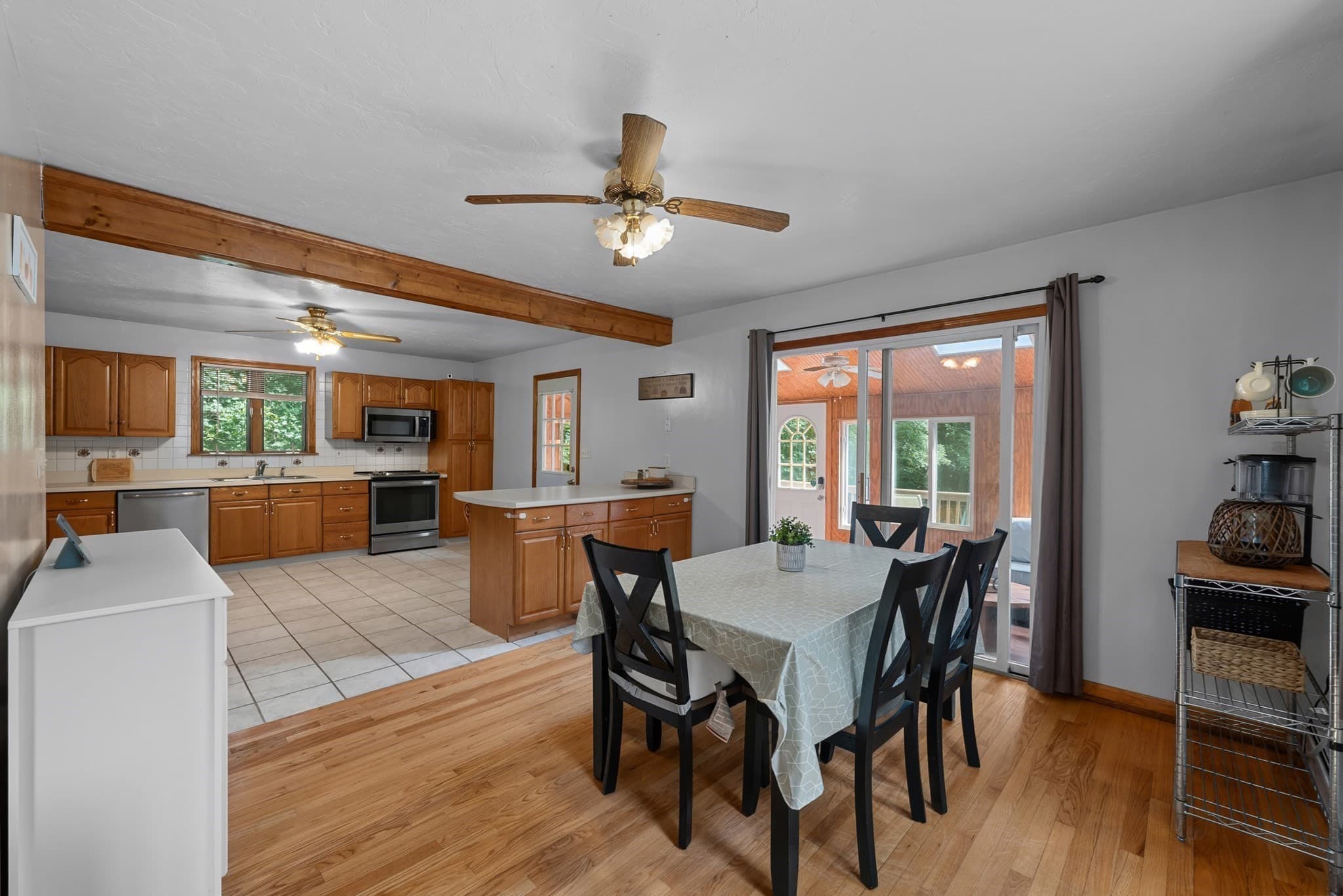 Single Family Residence at 1 Shady Ln, Leicester MA 01524, Leicester, photo 9 of 29
