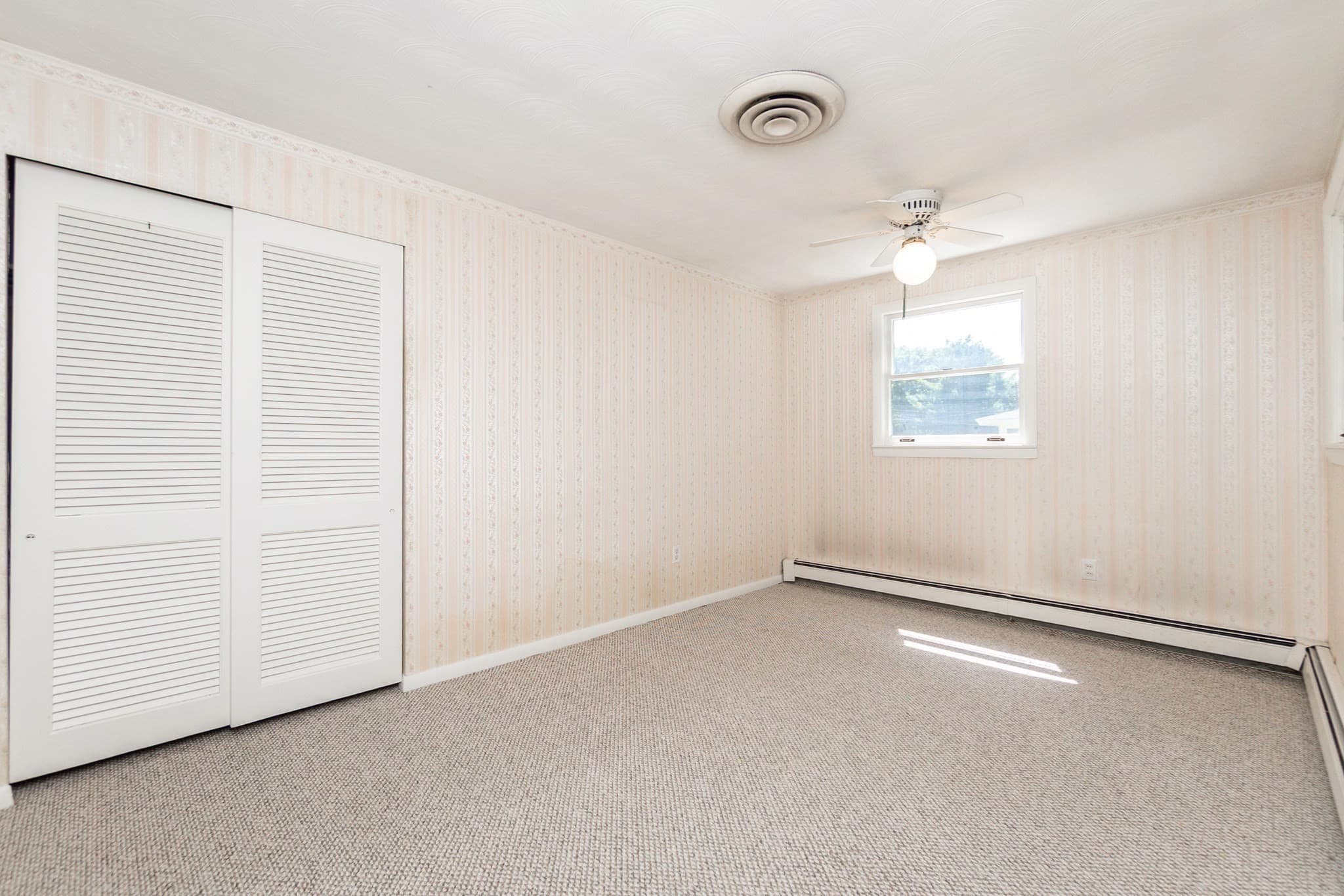 Single Family Residence at 4 Craig Rd, Framingham MA 01701, Framingham, photo 21 of 42