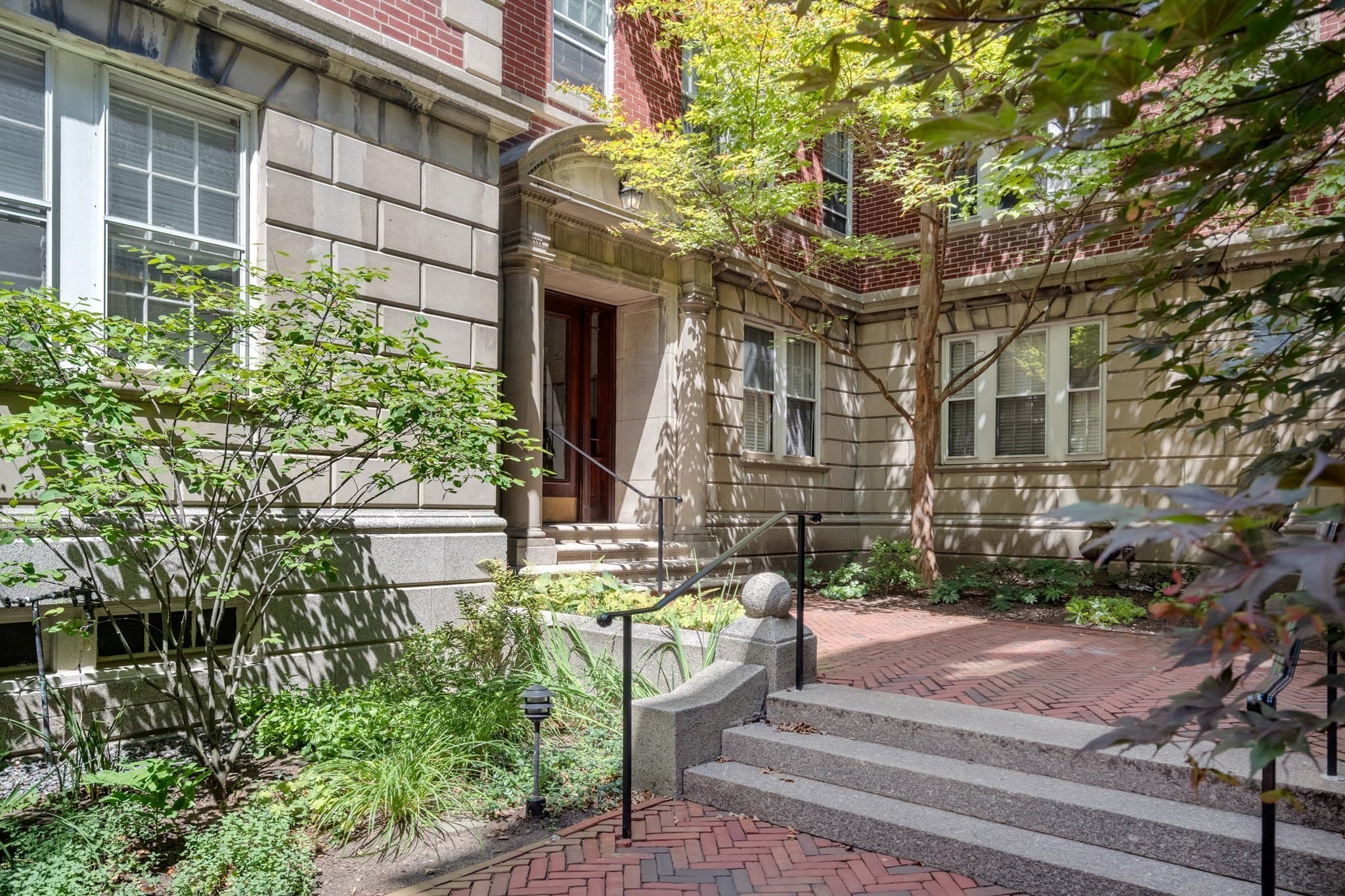 Condominium at 6 Washington Avenue # 11, Cambridge MA 02140, Cambridge, photo 2 of 15