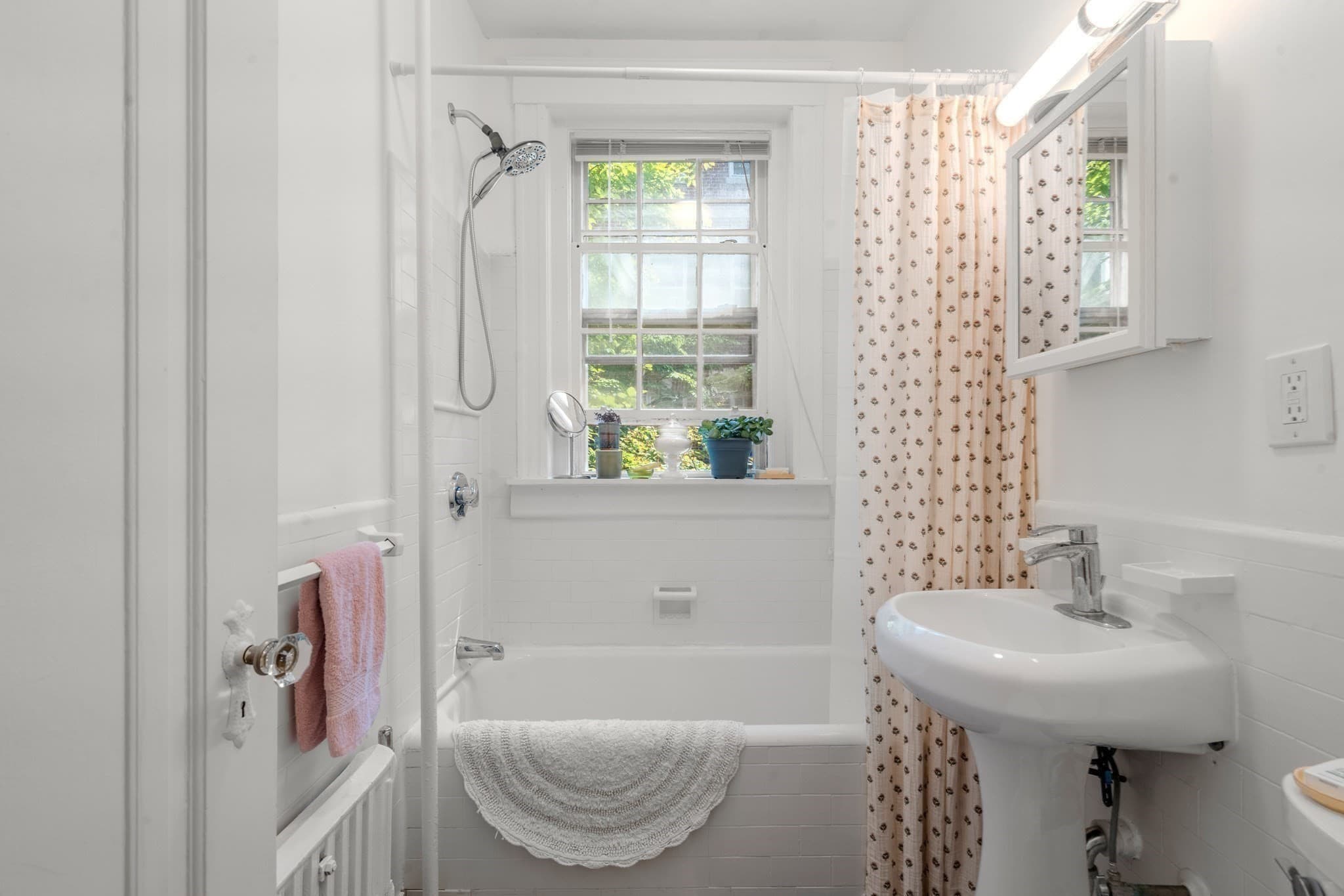 Condominium at 6 Washington Avenue # 11, Cambridge MA 02140, Cambridge, photo 11 of 15