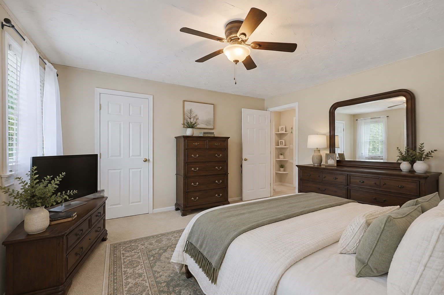 Condominium at 14 Carol Dr # 14, Franklin MA 02038, Franklin, photo 16 of 26