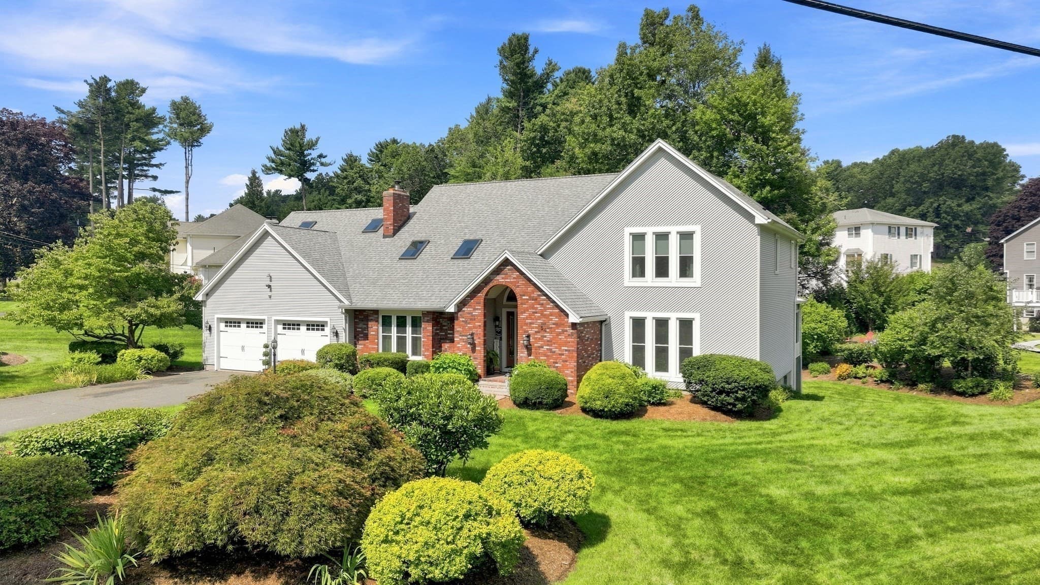 Single Family Residence at 54 Blueberry Rdg, Westfield MA 01085, Westfield, photo 3 of 41