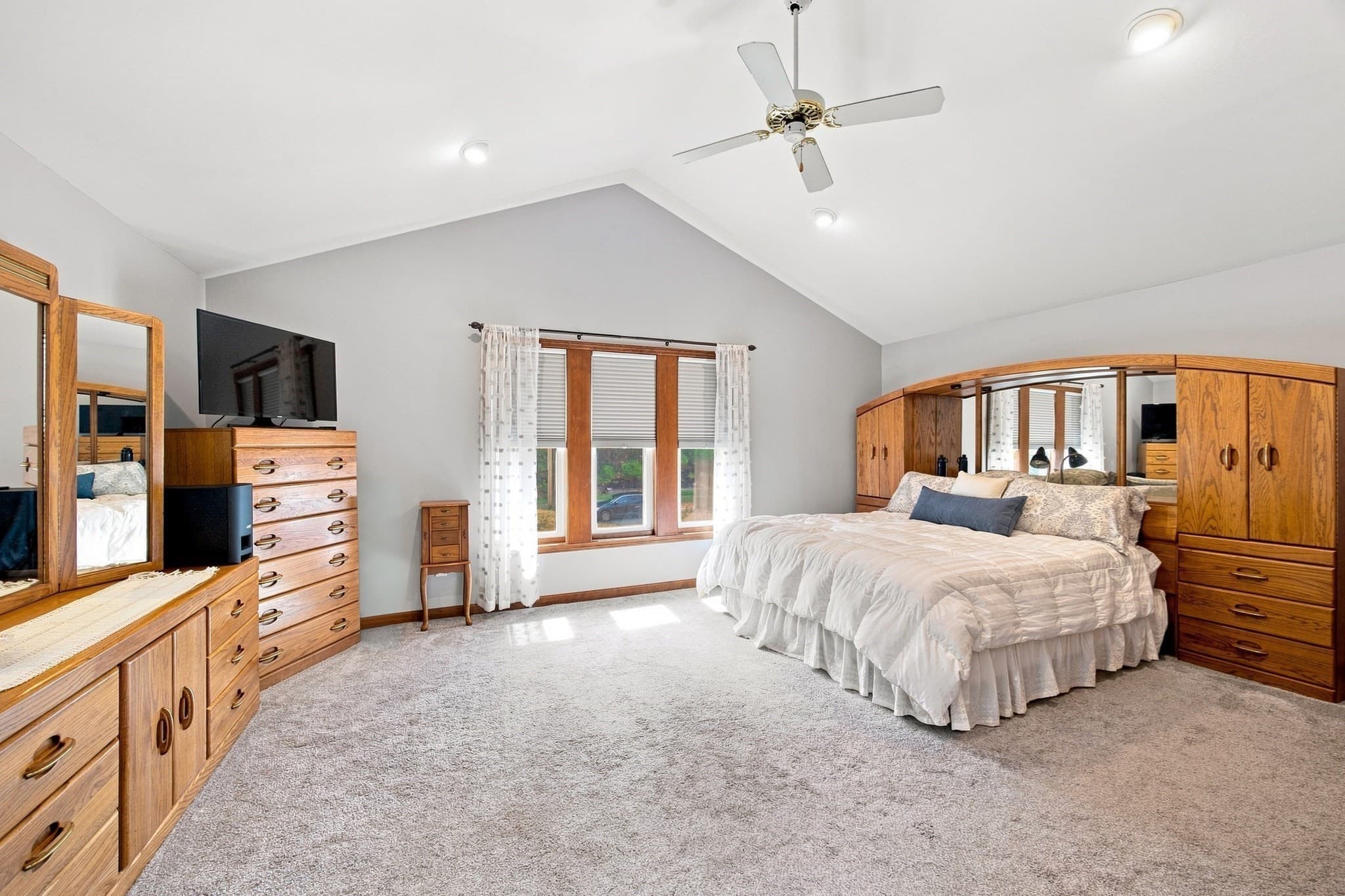 Single Family Residence at 54 Blueberry Rdg, Westfield MA 01085, Westfield, photo 28 of 41