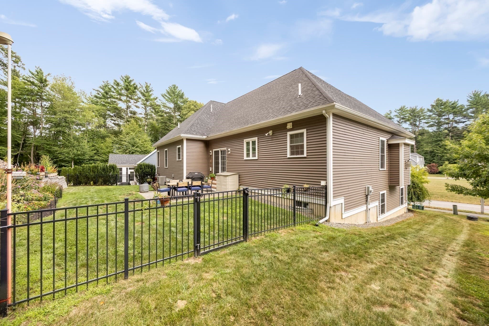 Condominium at 8 Willowdale Cir # 8, Ipswich MA 01938, Ipswich, photo 28 of 28