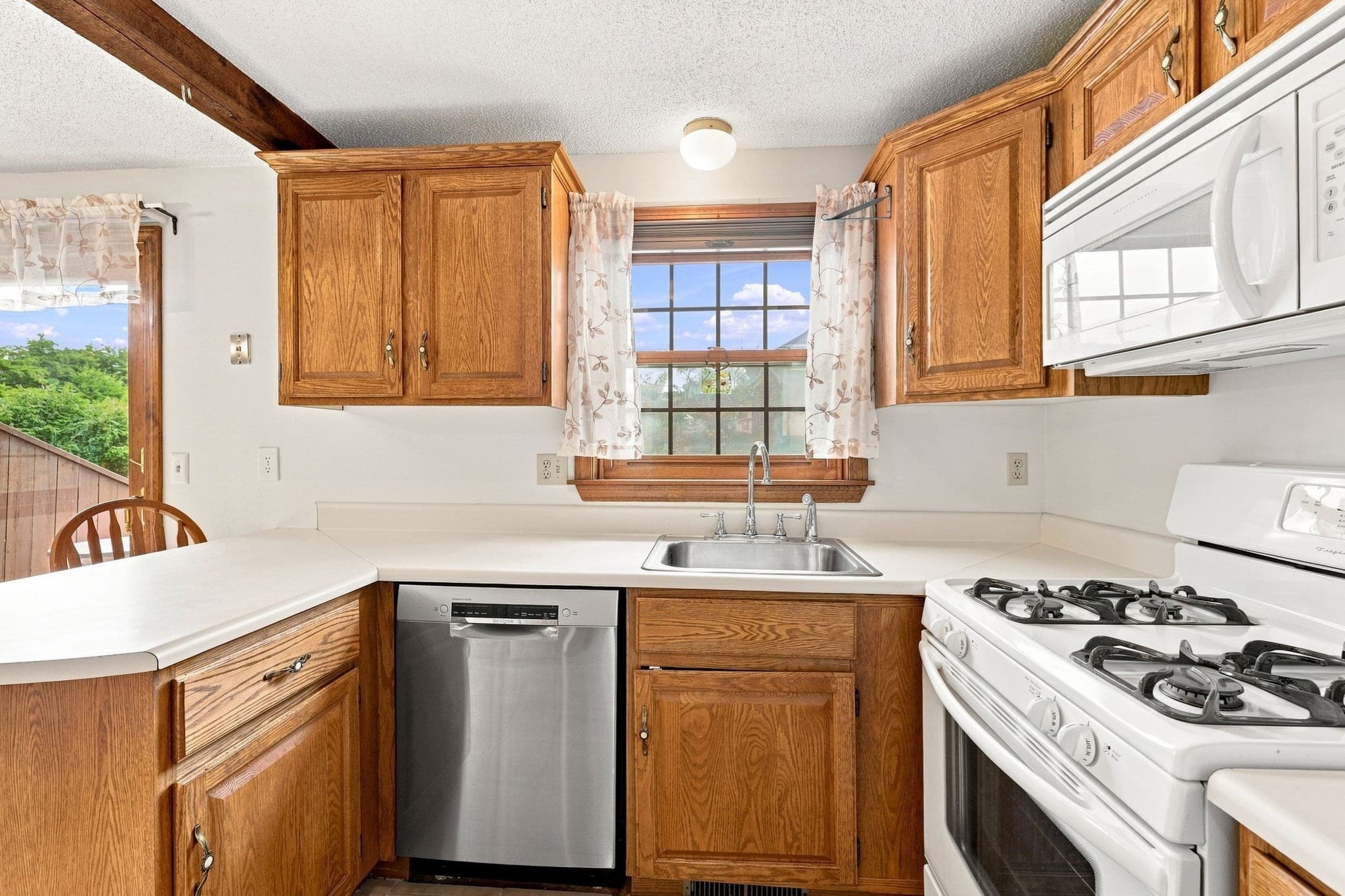 Condominium at E-46 Scotty Hollow Dr # 46, Chelmsford MA 01863, Chelmsford, photo 12 of 41