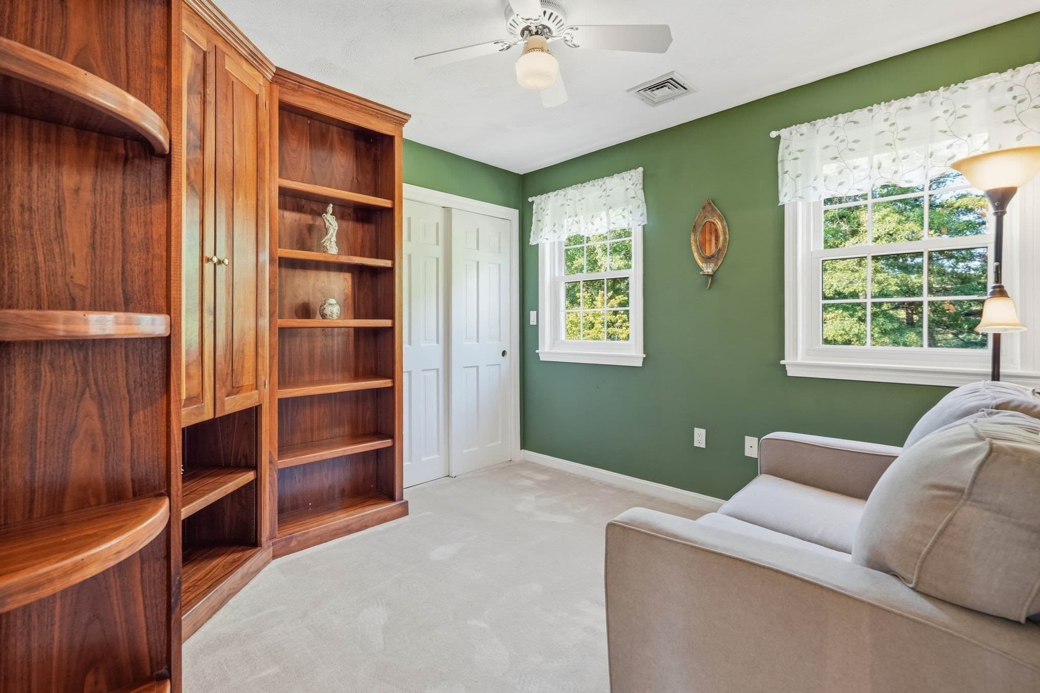 Single Family Residence at 32 Hammersmith, Dr., Saugus MA 01906, Saugus, photo 33 of 42