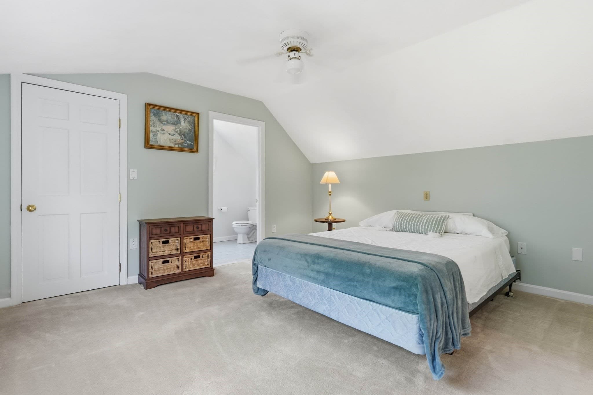 Single Family Residence at 32 Hammersmith, Dr., Saugus MA 01906, Saugus, photo 37 of 42