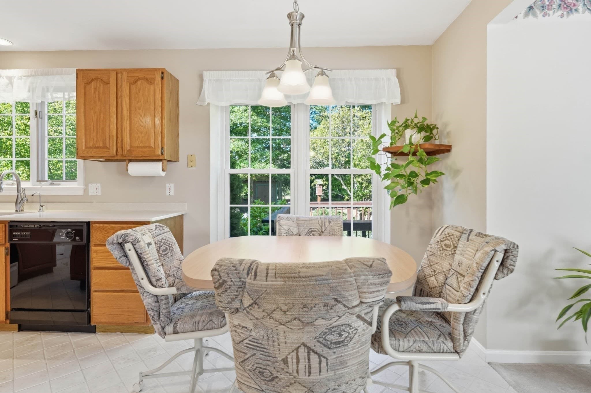 Single Family Residence at 32 Hammersmith, Dr., Saugus MA 01906, Saugus, photo 19 of 42