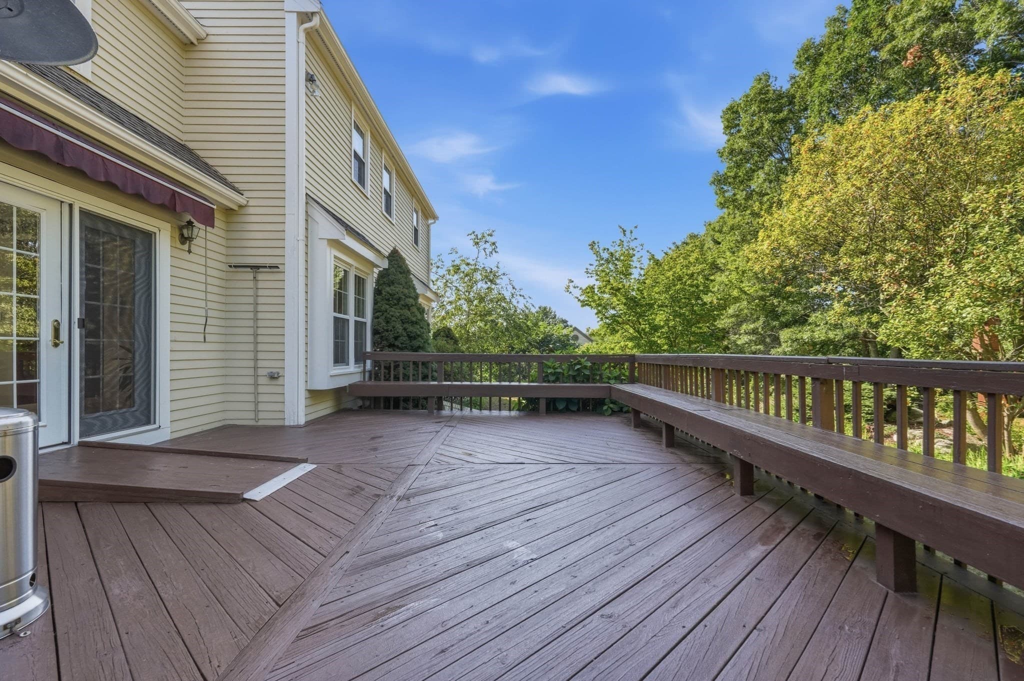 Single Family Residence at 32 Hammersmith, Dr., Saugus MA 01906, Saugus, photo 8 of 42