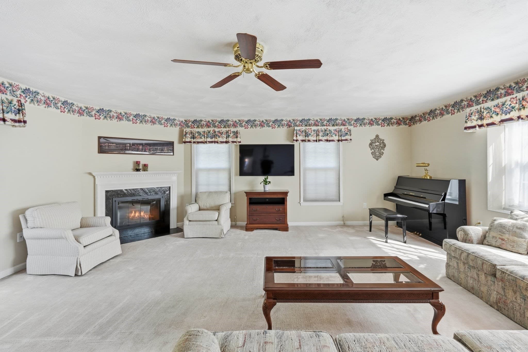 Single Family Residence at 32 Hammersmith, Dr., Saugus MA 01906, Saugus, photo 21 of 42