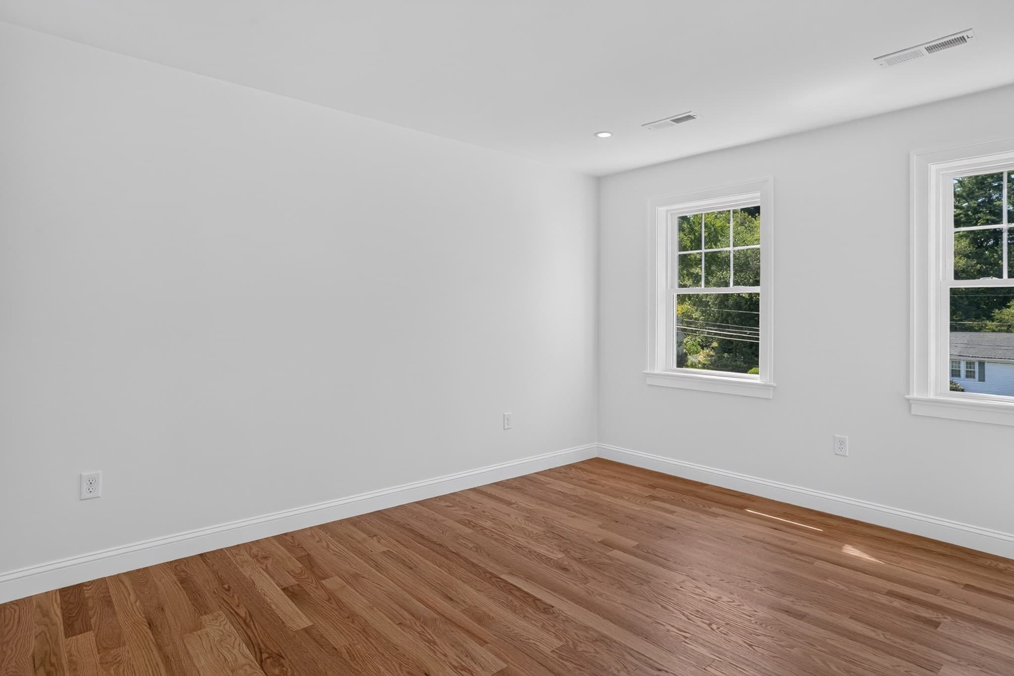 Single Family Residence at 4 Wildwood St, Burlington MA 01803, Burlington, photo 23 of 40