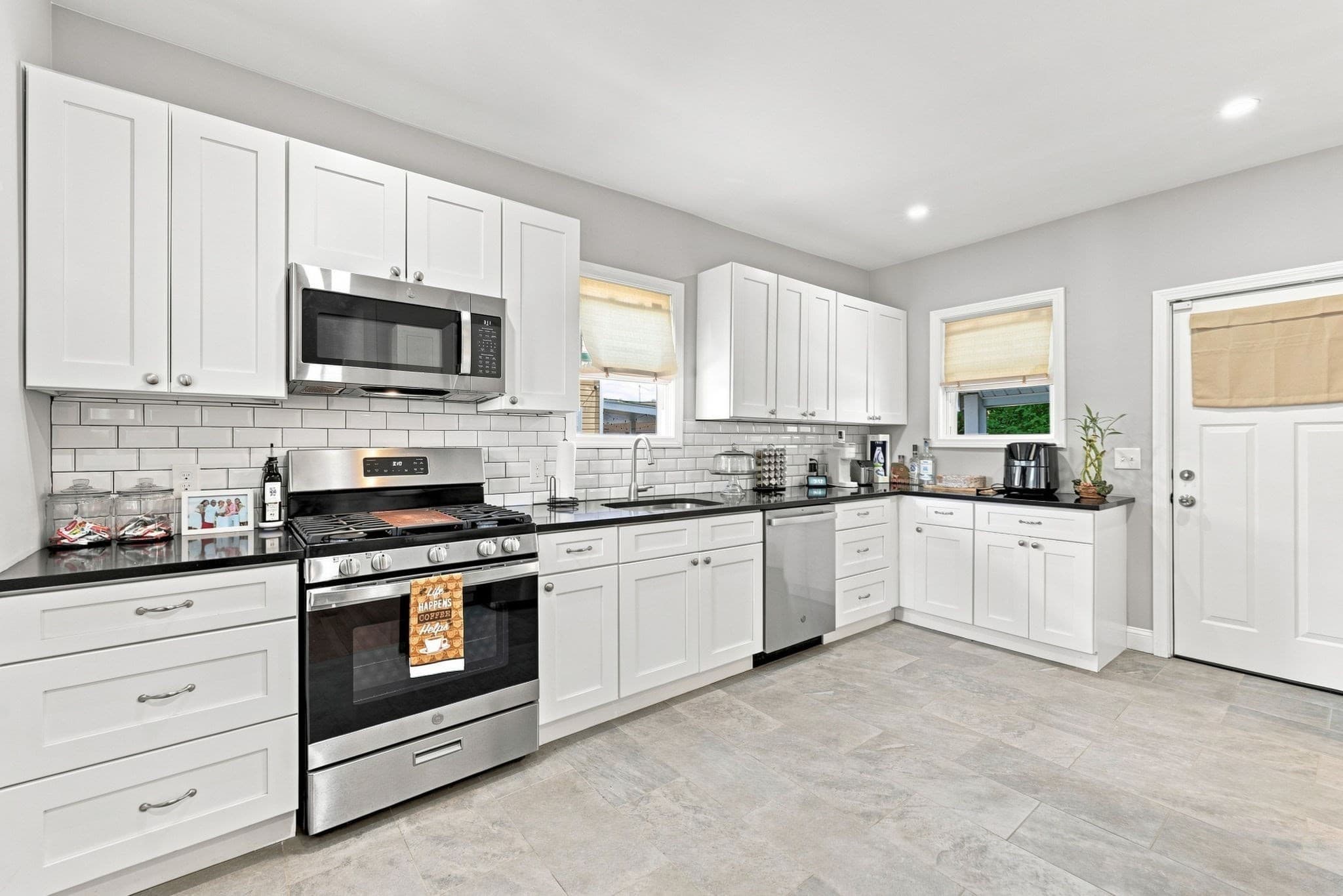 Single Family Residence at 93 Parker St, Chelsea MA 02150, Chelsea, photo 3 of 42