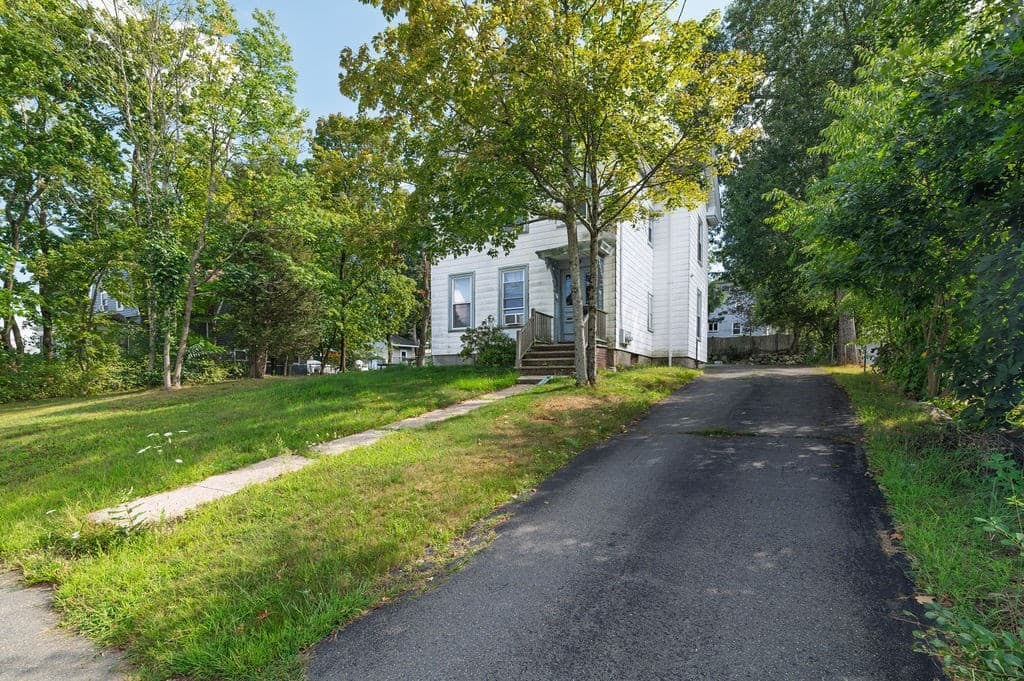 Multi Family at 46 Hollis St, Weymouth MA 02190, Weymouth, photo 2 of 42