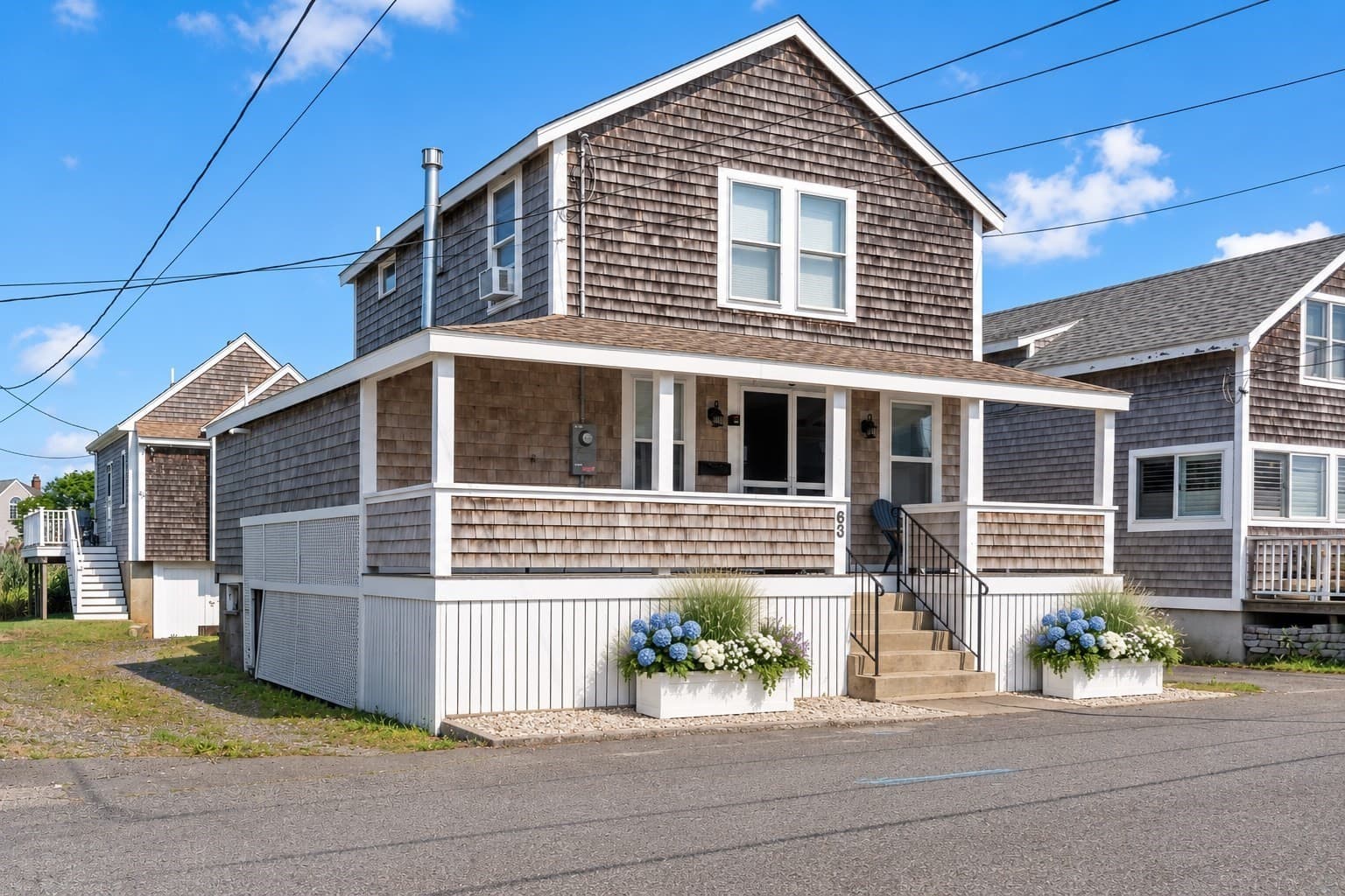 63 Lighthouse Rd, Scituate MA 02066