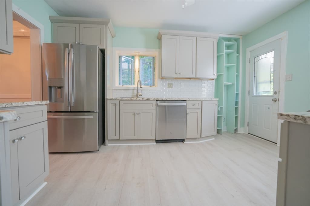 Single Family Residence at 21 Oak Street, Plymouth MA 02360, Plymouth, photo 17 of 32