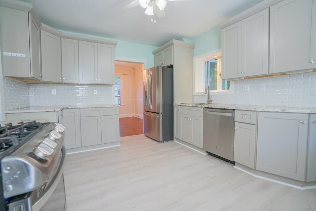 Single Family Residence at 21 Oak Street, Plymouth MA 02360, Plymouth, photo 16 of 32