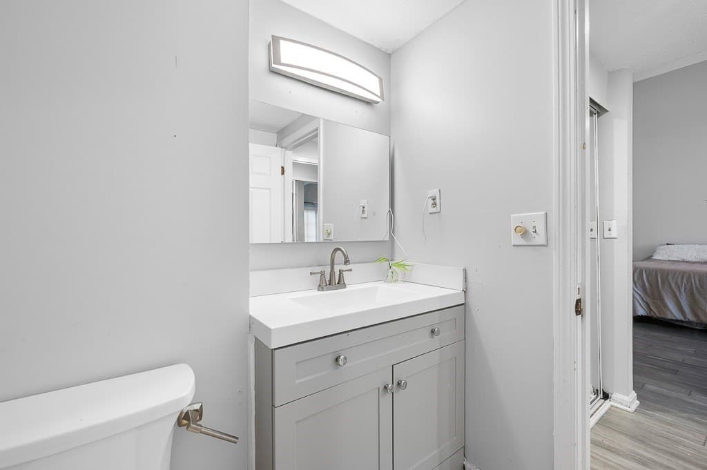 Condominium at 25 Voyagers Ln # 25, Ashland MA 01721, photo 21 of 30