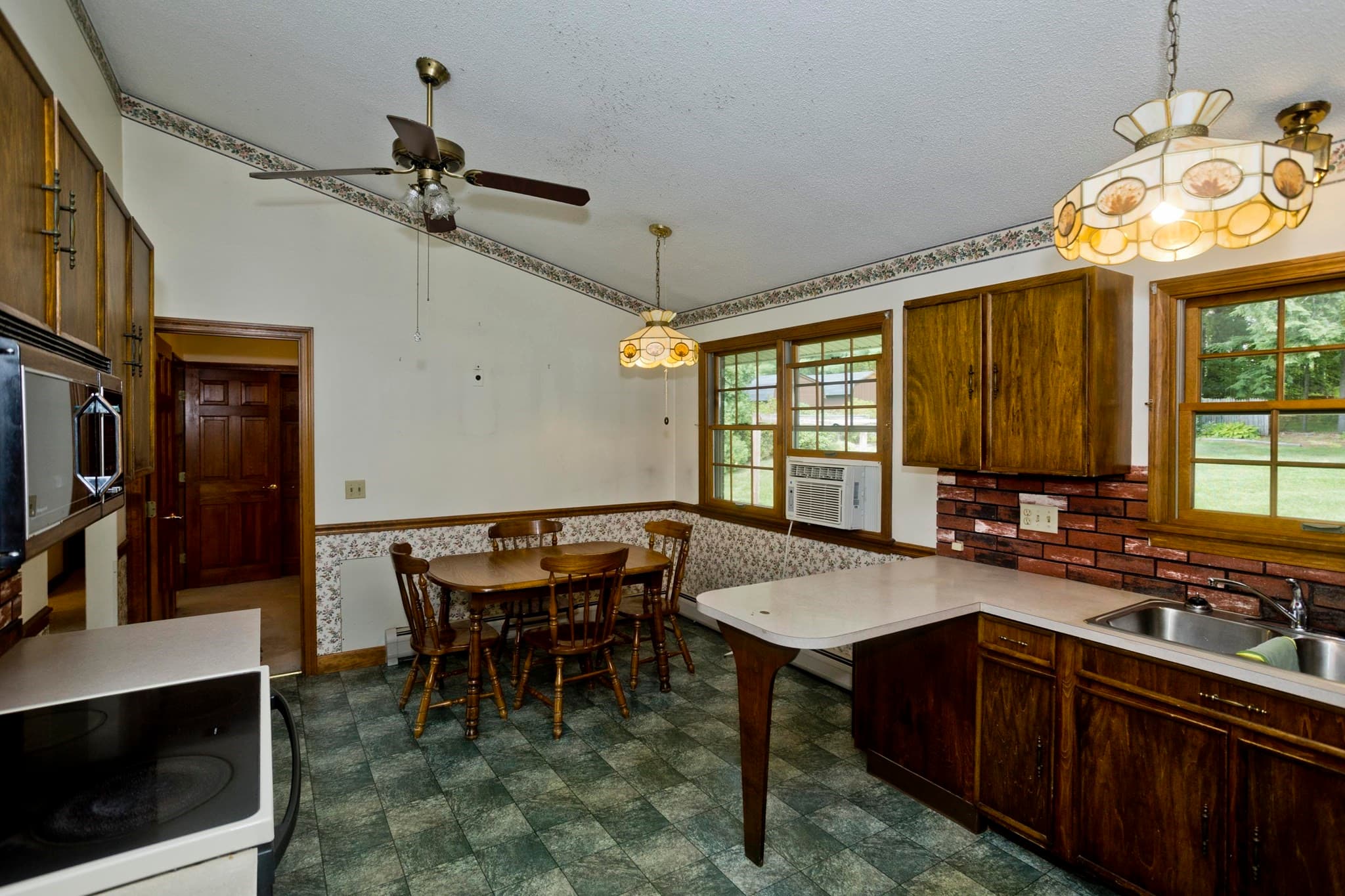 Single Family Residence at 14 Sunset Dr, Montague MA 01376, Montague, photo 16 of 28