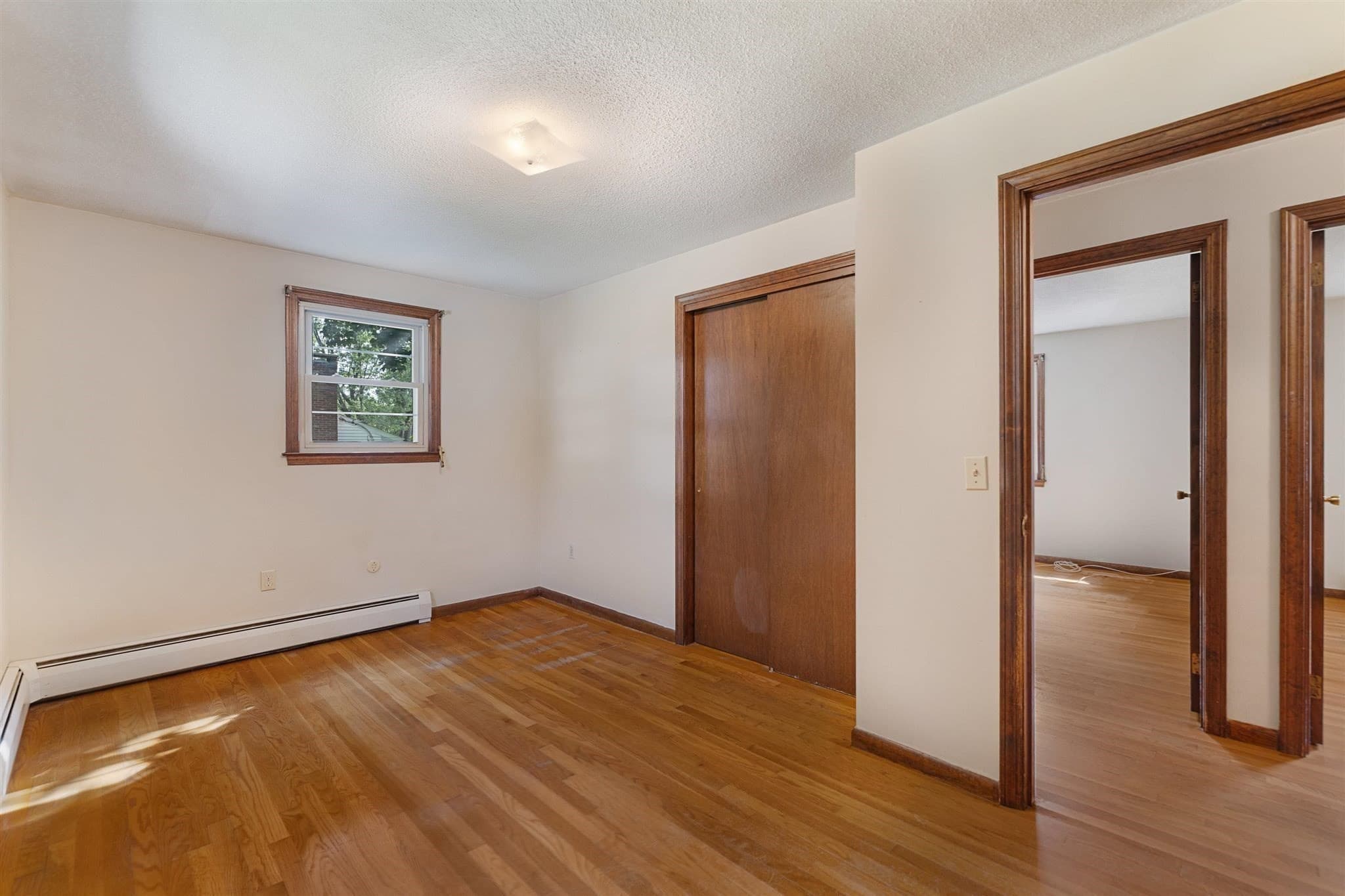Single Family Residence at 8 Beechwood Dr, Rutland MA 01543, Rutland, photo 19 of 40