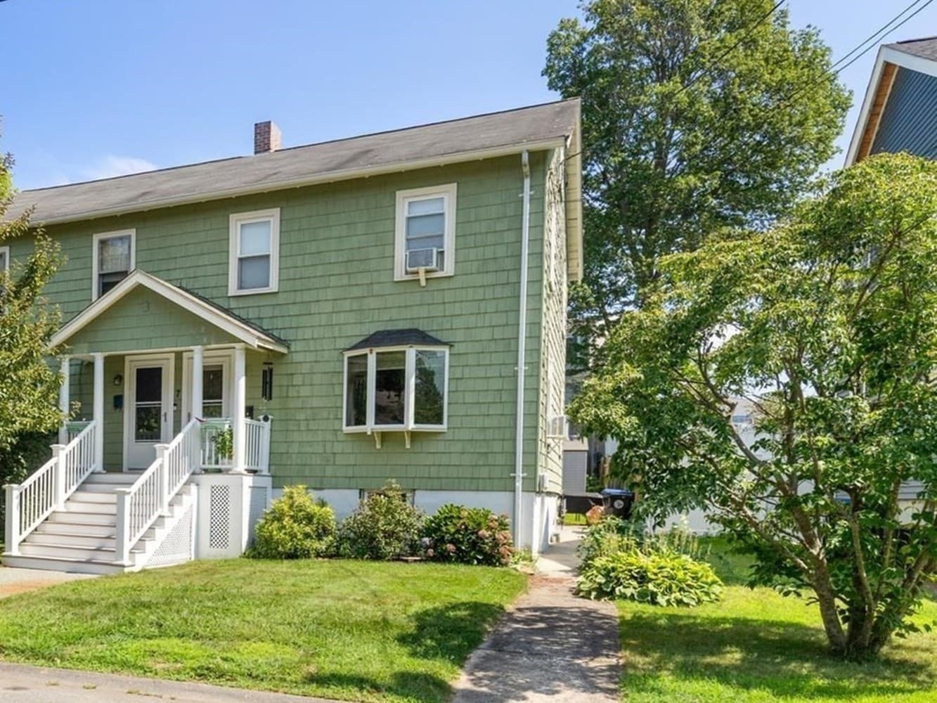Condominium at 7 Lawrence St # B, Beverly MA 01915, Beverly, photo 3 of 36
