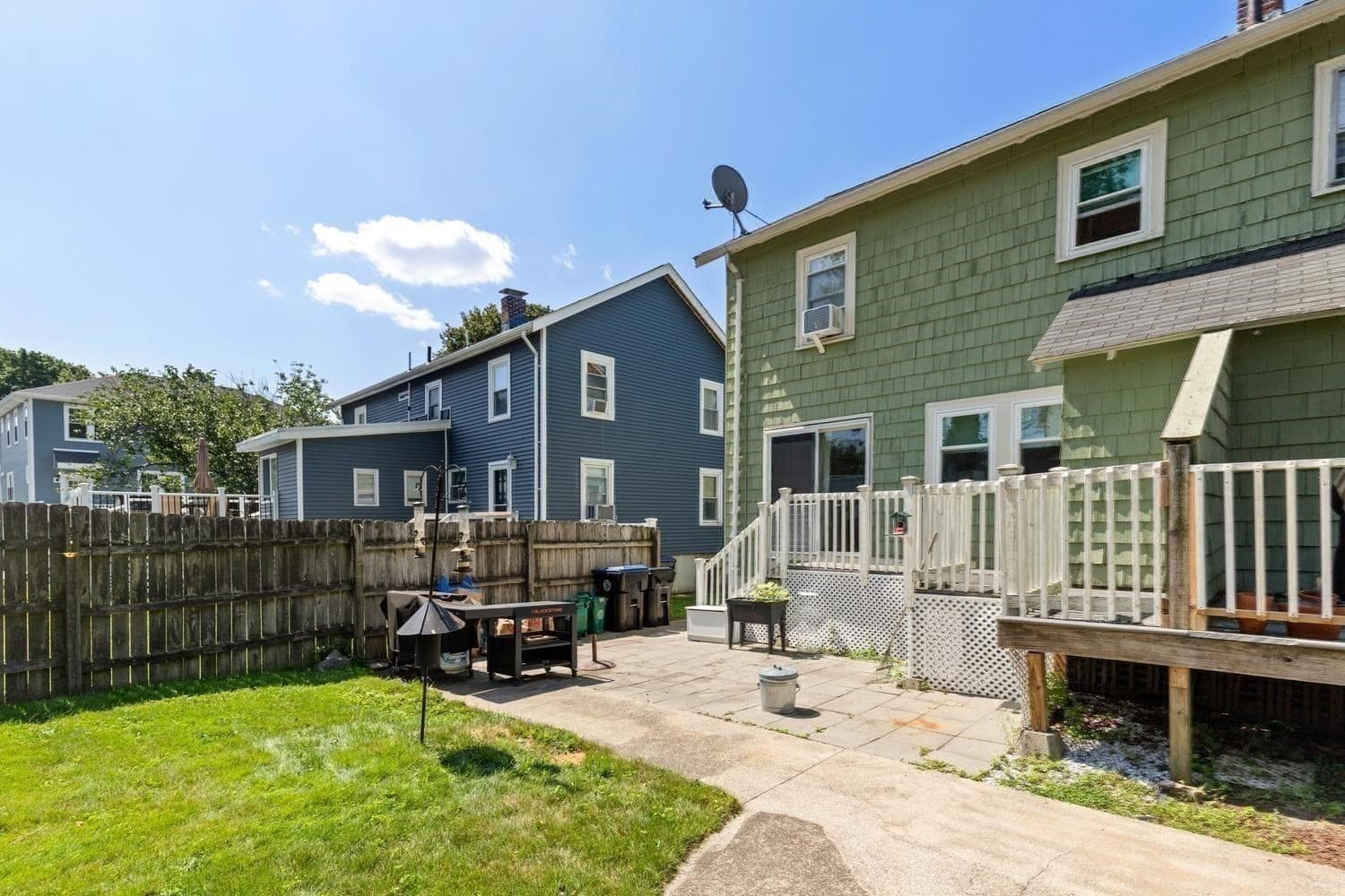 Condominium at 7 Lawrence St # B, Beverly MA 01915, Beverly, photo 32 of 36