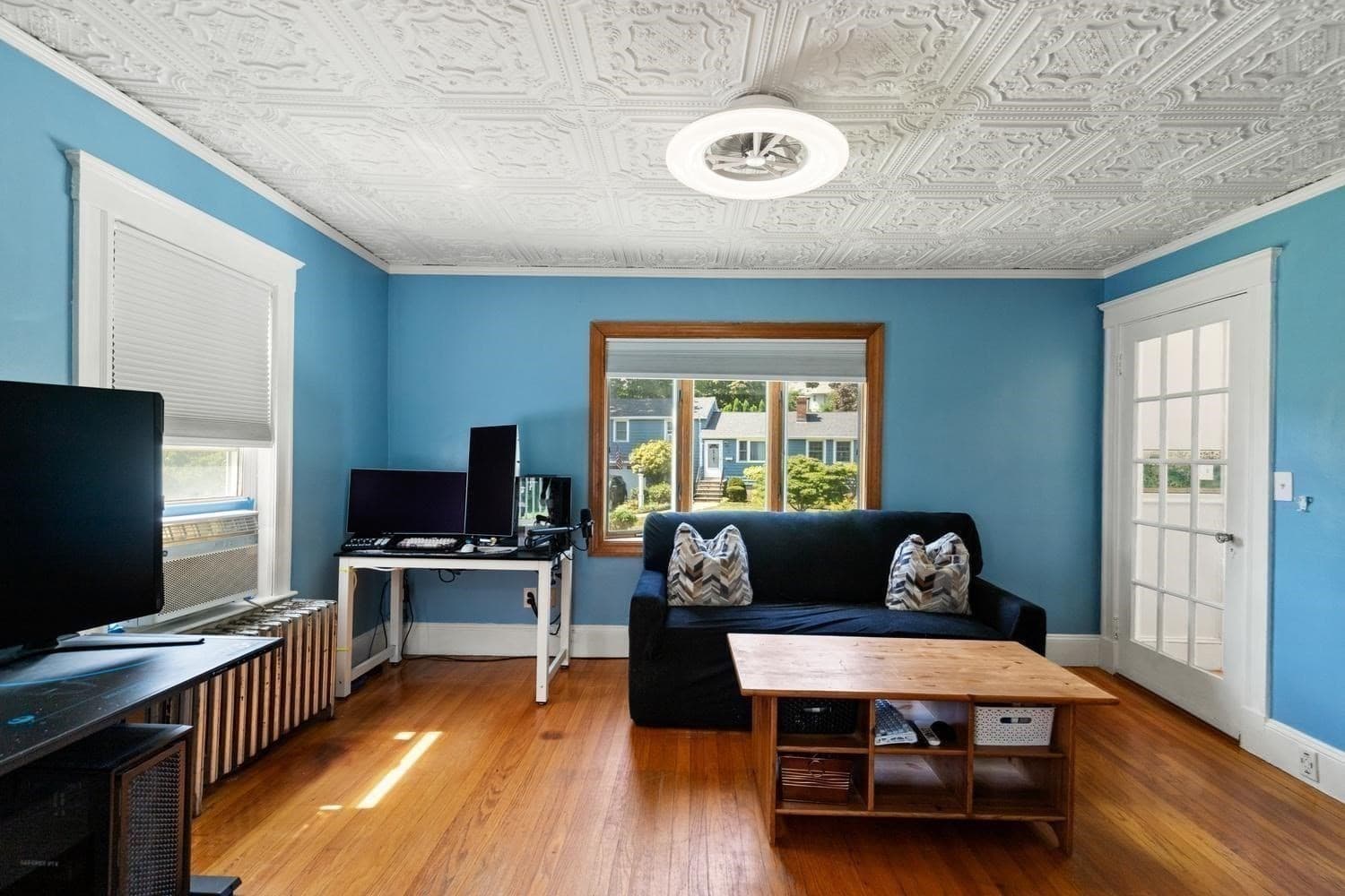 Condominium at 7 Lawrence St # B, Beverly MA 01915, Beverly, photo 4 of 36