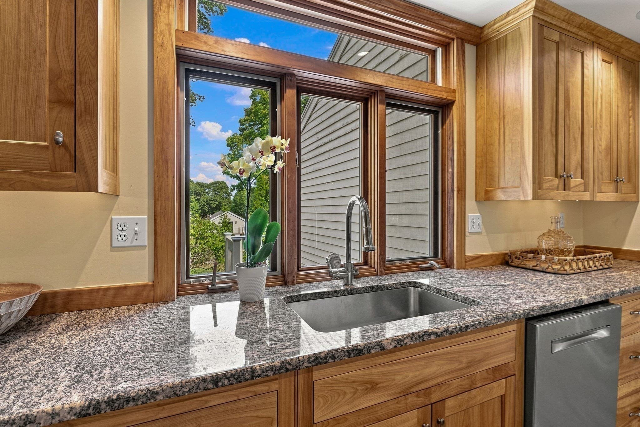 Single Family Residence at 18 Jackson St, Newburyport MA 01950, Newburyport, photo 16 of 40