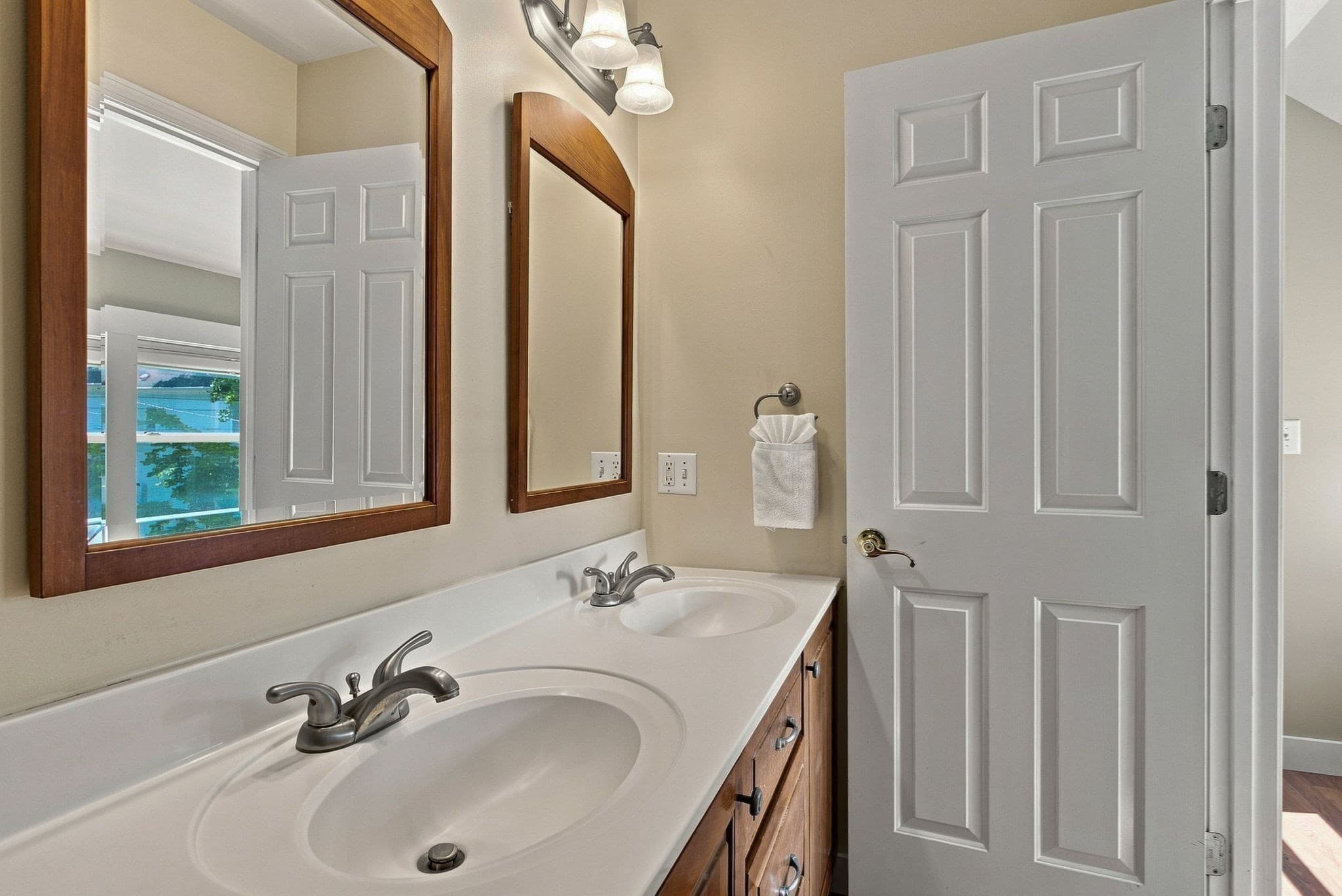 Single Family Residence at 18 Jackson St, Newburyport MA 01950, Newburyport, photo 26 of 40