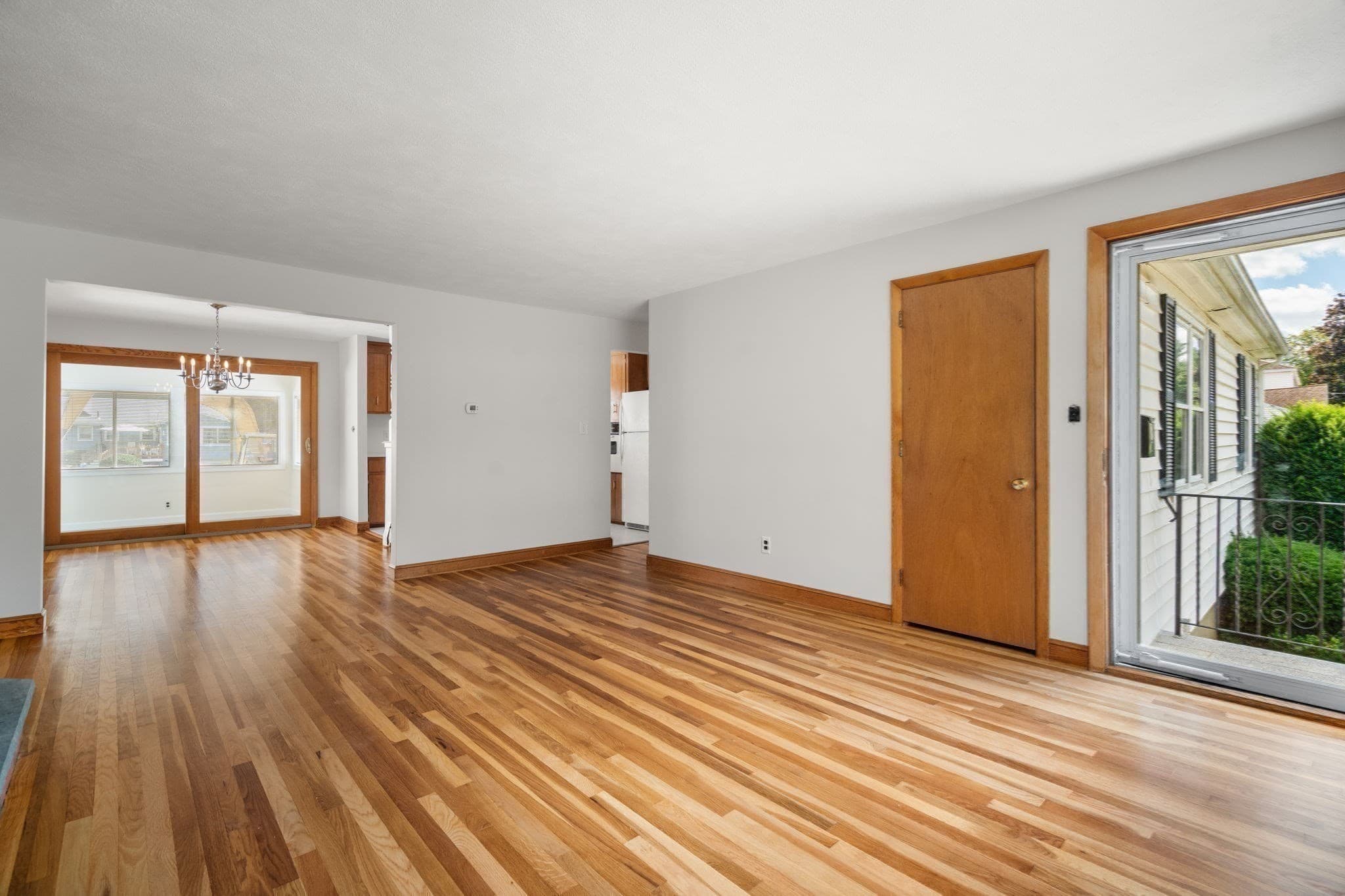 Single Family Residence at 7 Eugley Park West, North Reading MA 01864, North Reading, photo 9 of 24