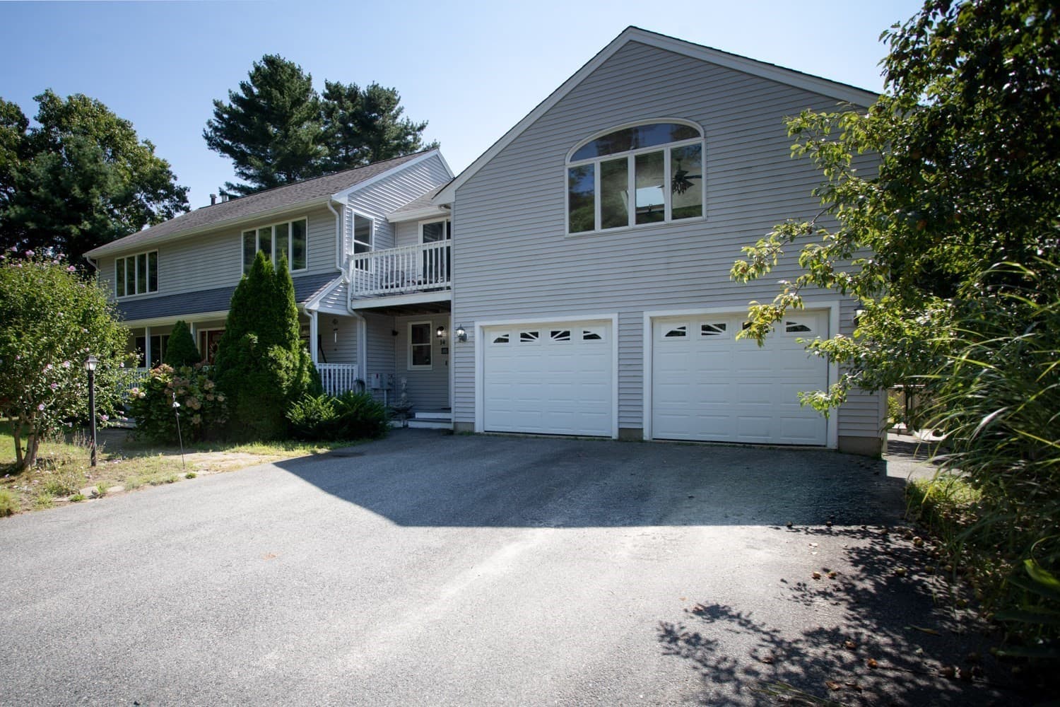 Single Family Residence at 14 Shady Ln, Wareham MA 02571, Wareham, photo 5 of 41
