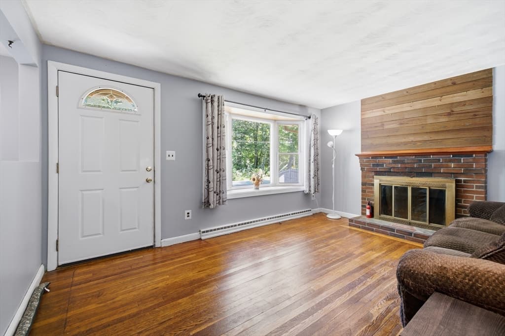 Single Family Residence at 47 W Shore Rd, Holbrook MA 02343, Holbrook, photo 13 of 30