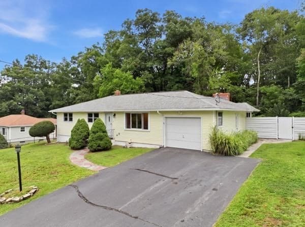 Single Family Residence at 7 Hawthorne Street, Grafton MA 01536, Grafton, photo 2 of 34