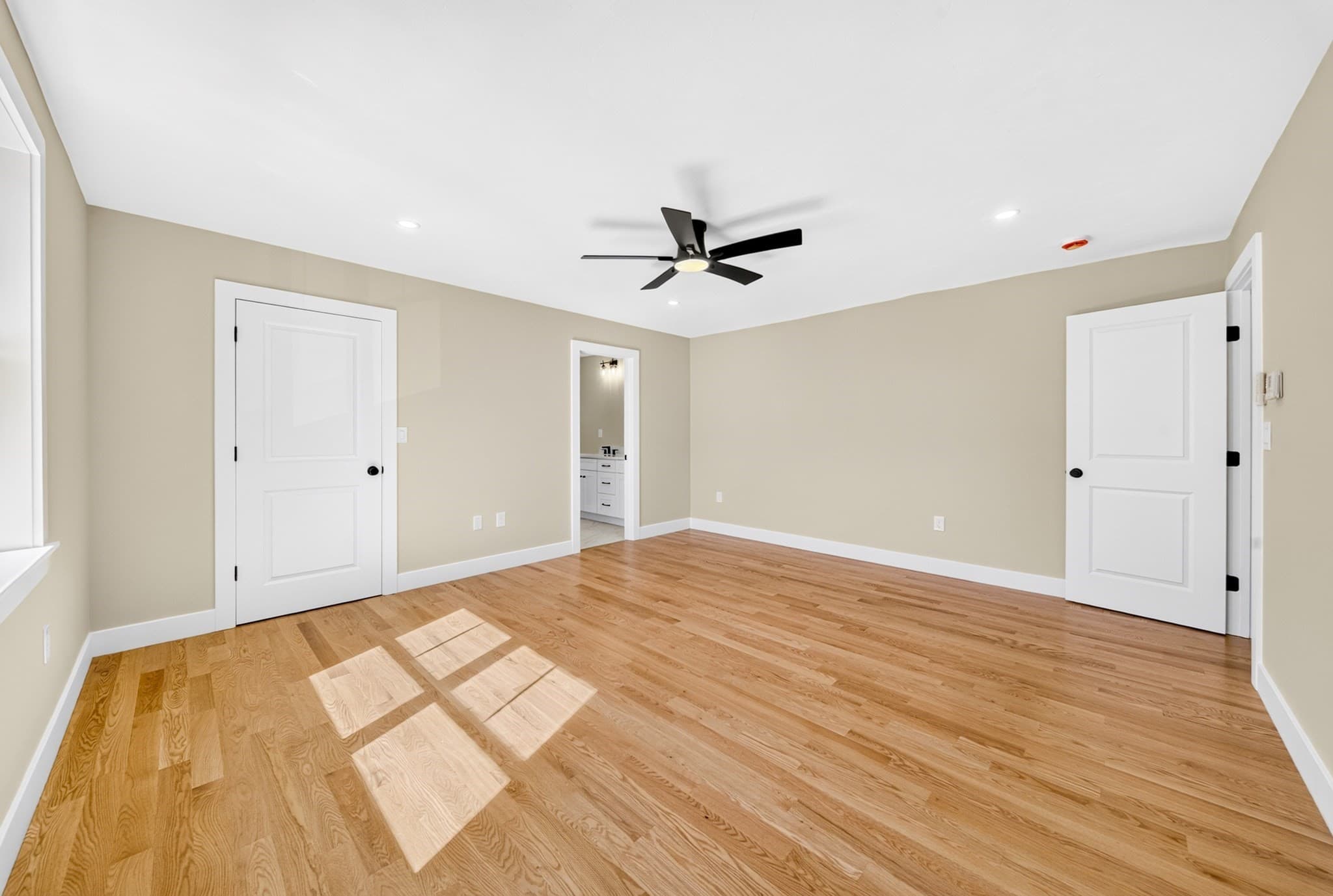 Condominium at 57 Bellflower Road # 57, Billerica MA 01821, Billerica, photo 11 of 28