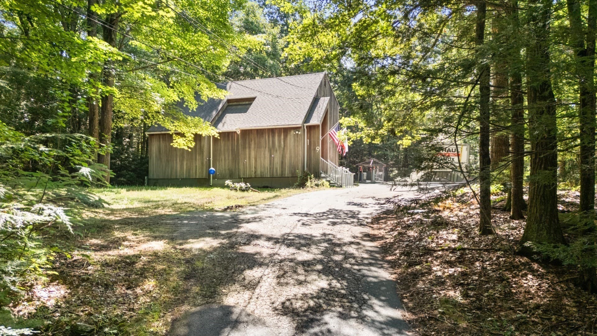Single Family Residence at 19 Jade, Derry NH 03038, Derry, photo 6 of 31